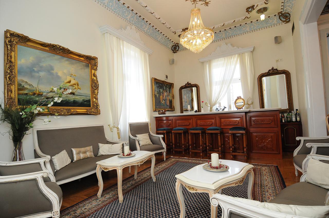 Pyrgos Of Mytilene Hotel Bagian luar foto