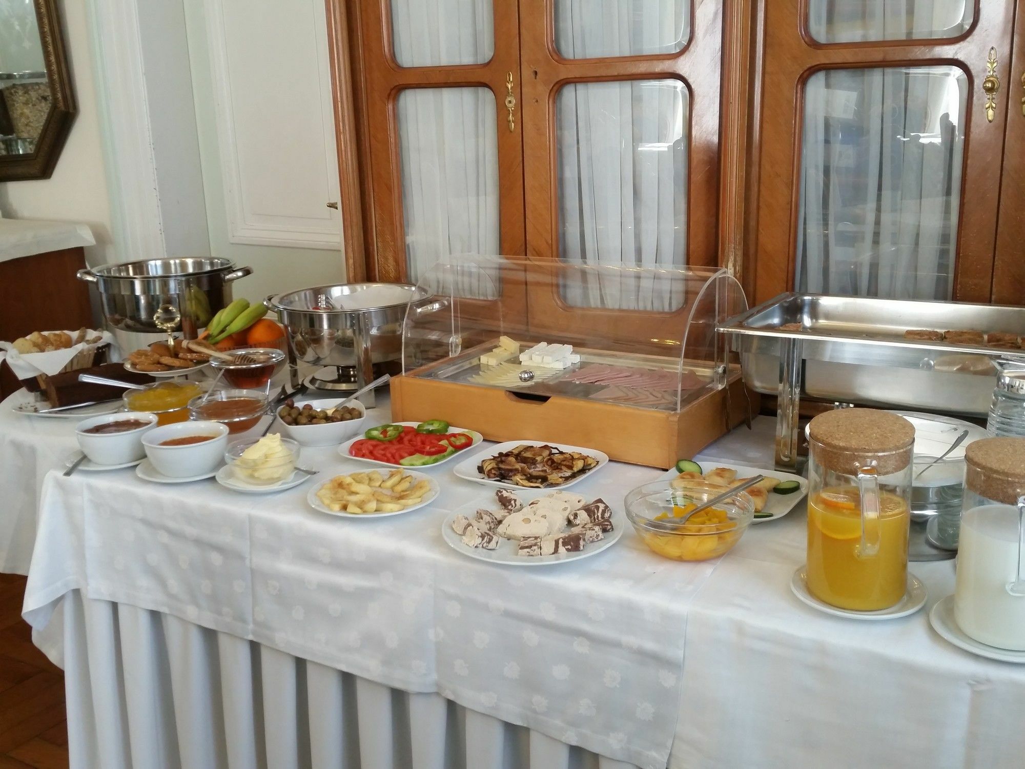 Pyrgos Of Mytilene Hotel Bagian luar foto