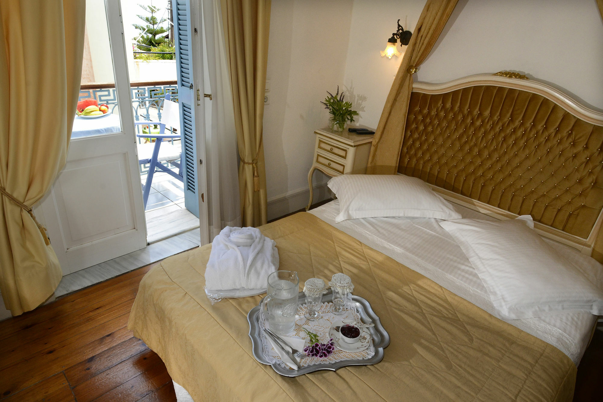 Pyrgos Of Mytilene Hotel Bagian luar foto