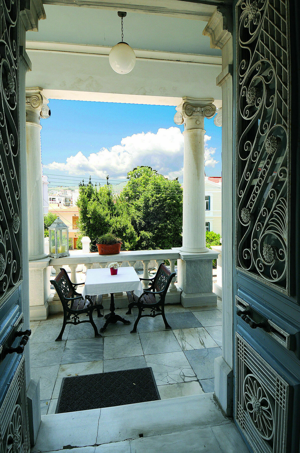 Pyrgos Of Mytilene Hotel Bagian luar foto