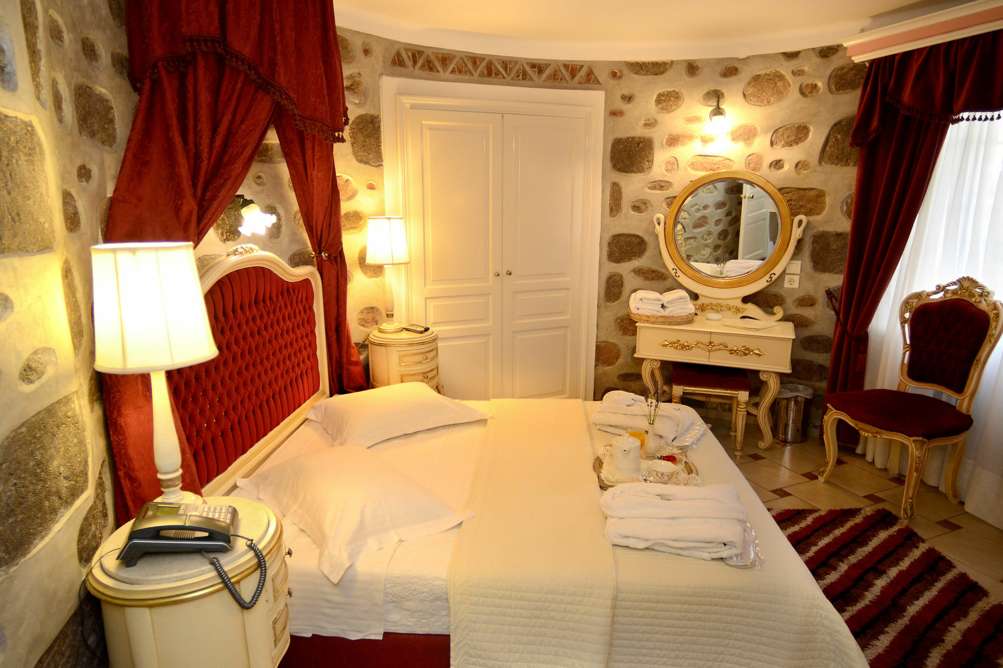 Pyrgos Of Mytilene Hotel Bagian luar foto